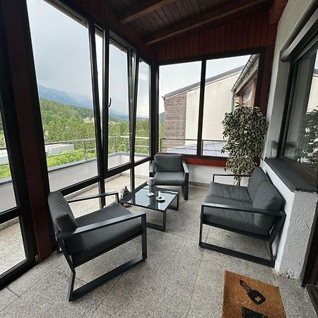 Best View Ap With Parking And 2 Bathrooms Sinaia Dış mekan fotoğraf