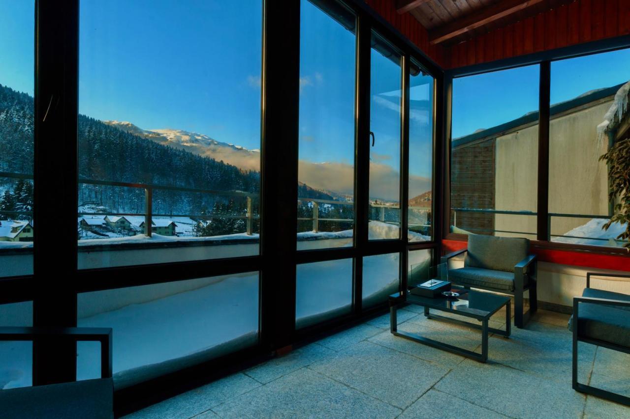 Best View Ap With Parking And 2 Bathrooms Sinaia Dış mekan fotoğraf