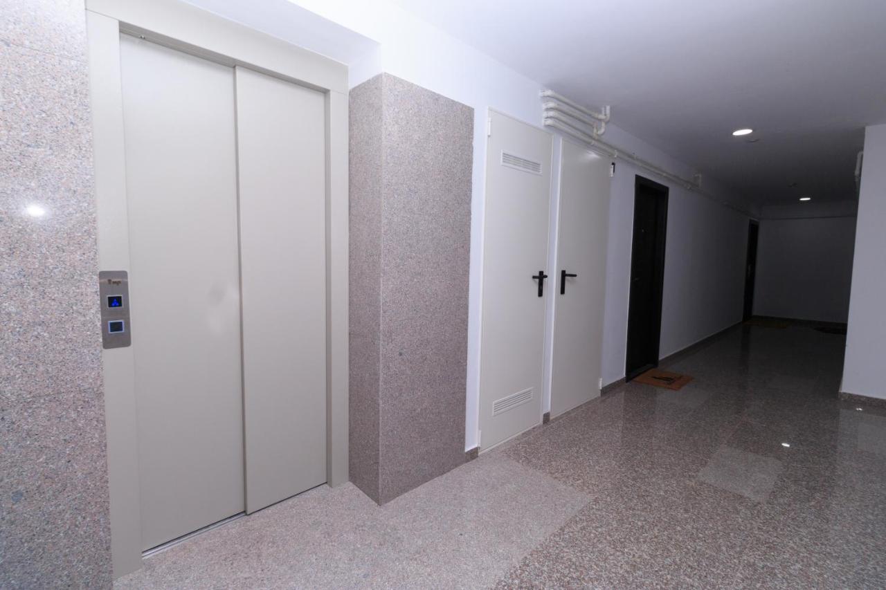 Best View Ap With Parking And 2 Bathrooms Sinaia Dış mekan fotoğraf