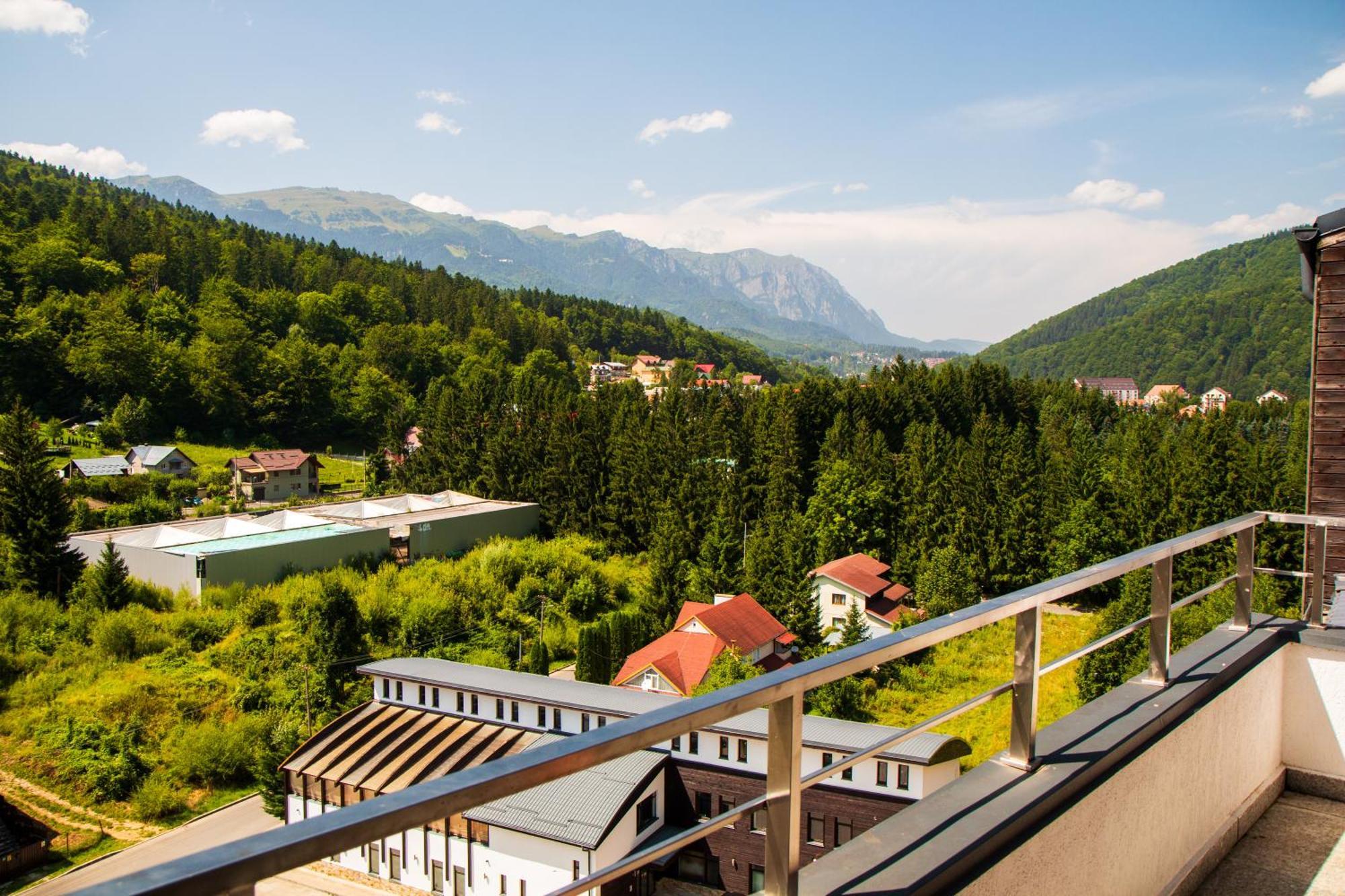 Best View Ap With Parking And 2 Bathrooms Sinaia Dış mekan fotoğraf