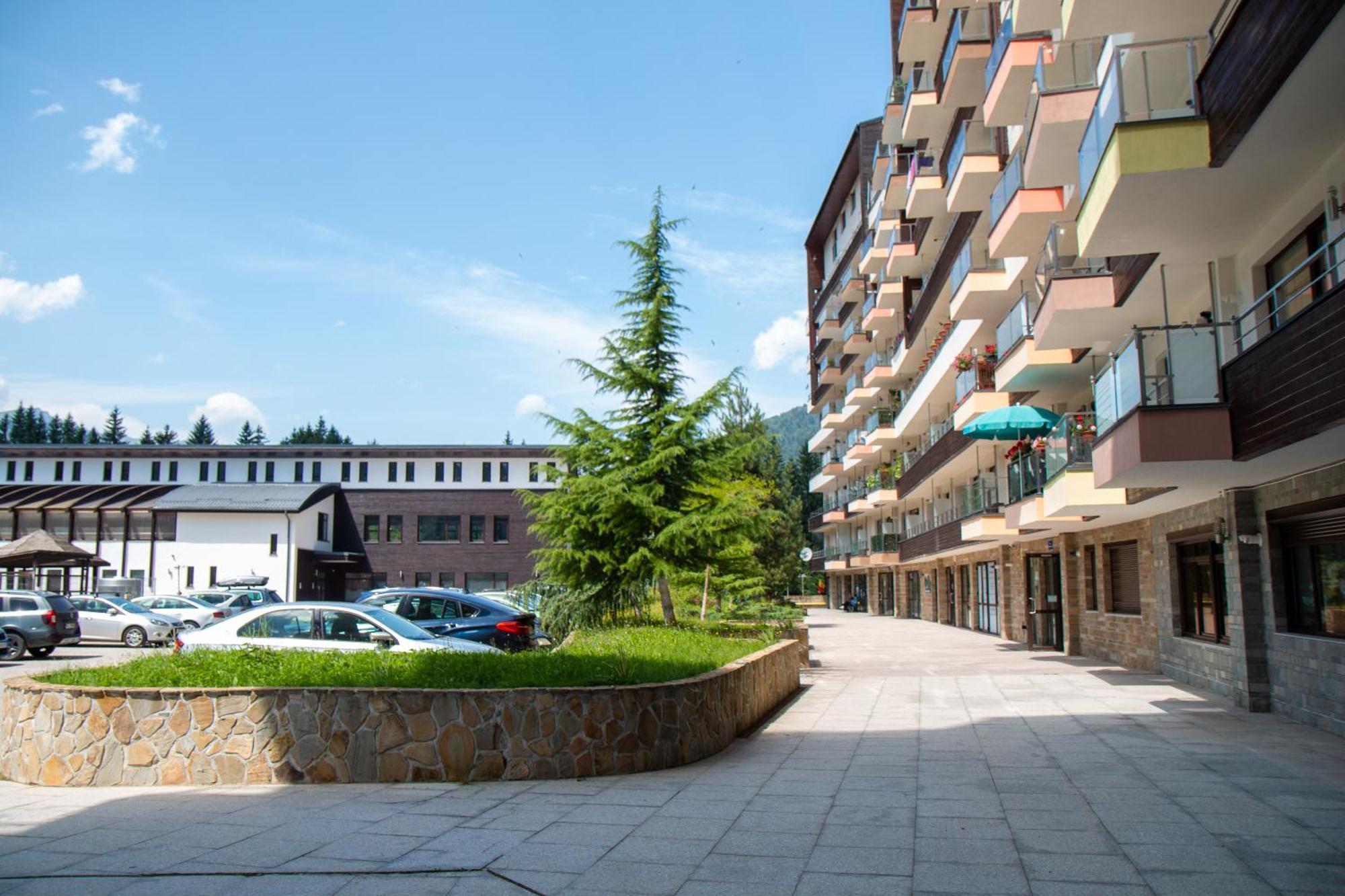 Best View Ap With Parking And 2 Bathrooms Sinaia Dış mekan fotoğraf